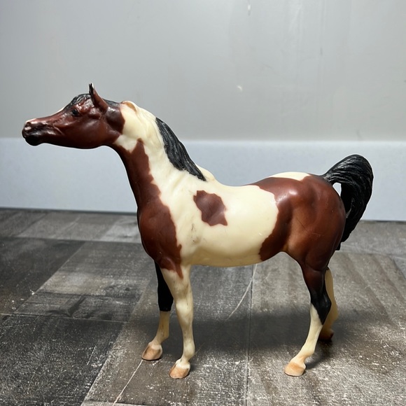 Breyer Molding Co. Accents Vintage Breyer Molding Collectable Hard